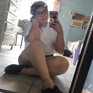 Meet your Posher, Daniela